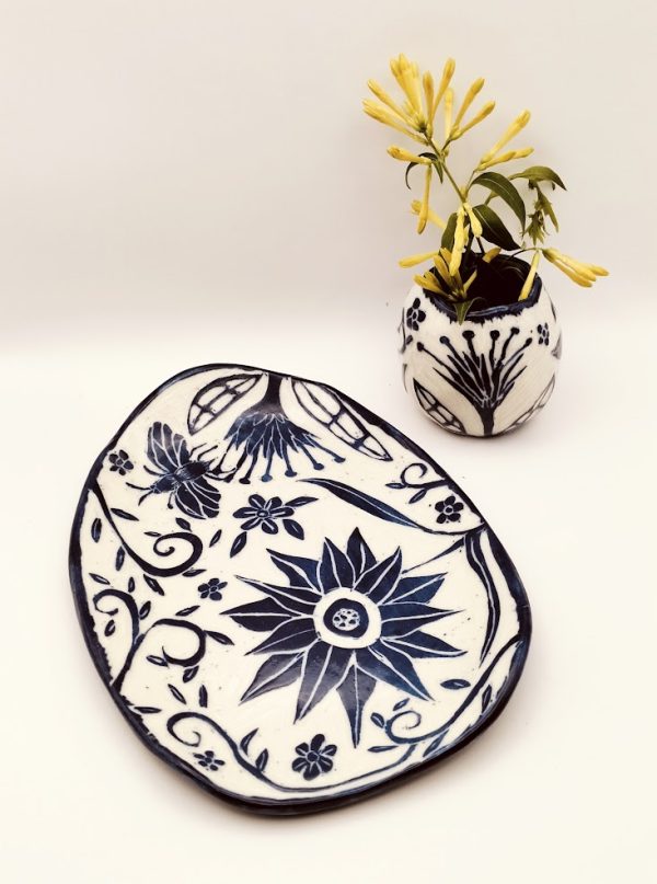 Blue Whimsy Dresser Tray & Bud Vase Set - Image 2