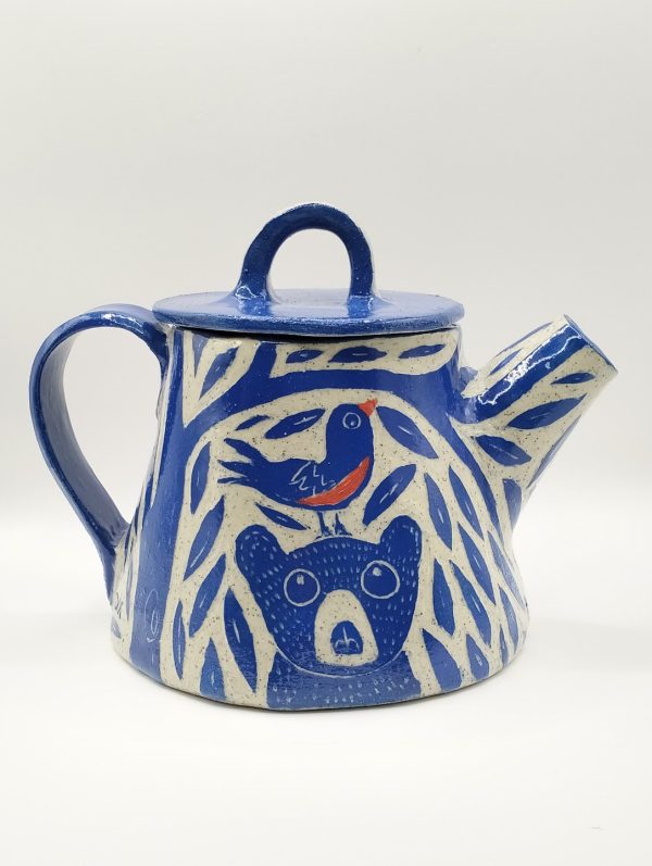 Grizzly Bear Hugs Forest Teapot. - Image 3
